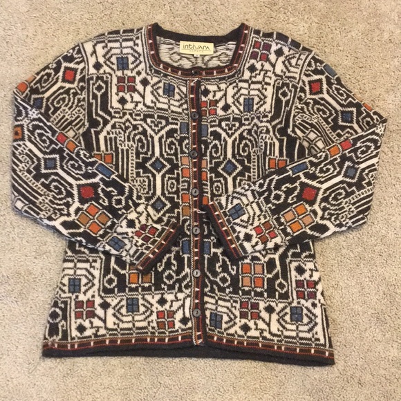 intiwara sweater
